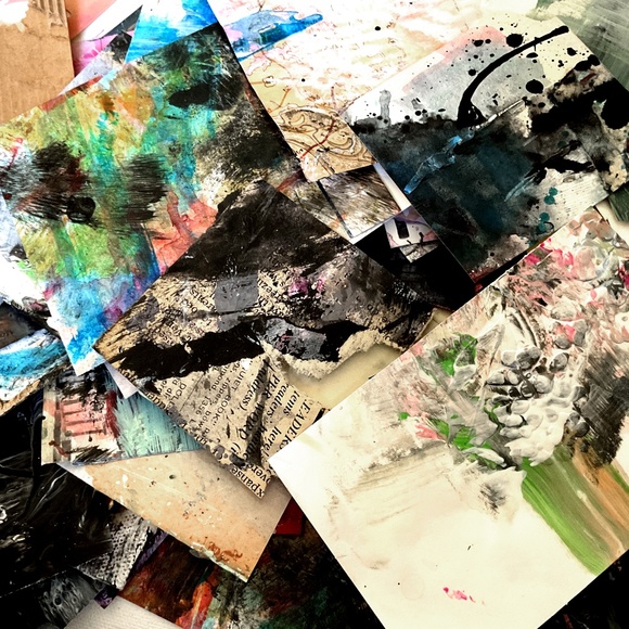 Hand painted Ephemera Pack Art with up-cycled Funky Face cd case, 30+ Pieces - Picture 8 of 12